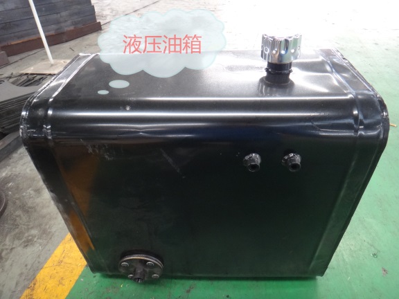 東風(fēng)多利卡18米高空作業(yè)車