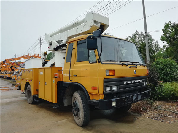你見過四驅(qū)的高空作業(yè)車嗎？