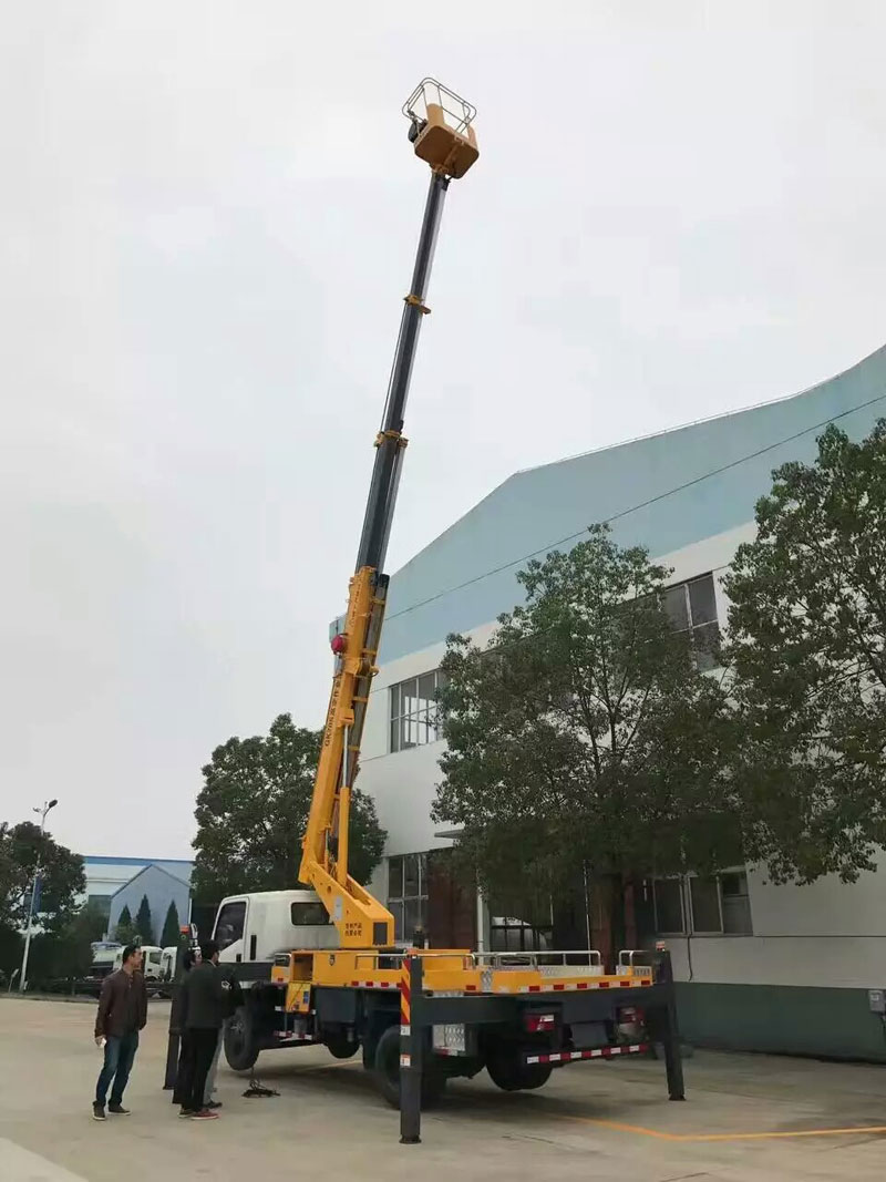 國五江鈴伸縮臂高空作業(yè)車（20米）