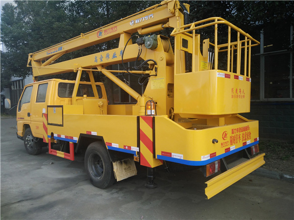 江鈴藍牌12米高空作業(yè)車