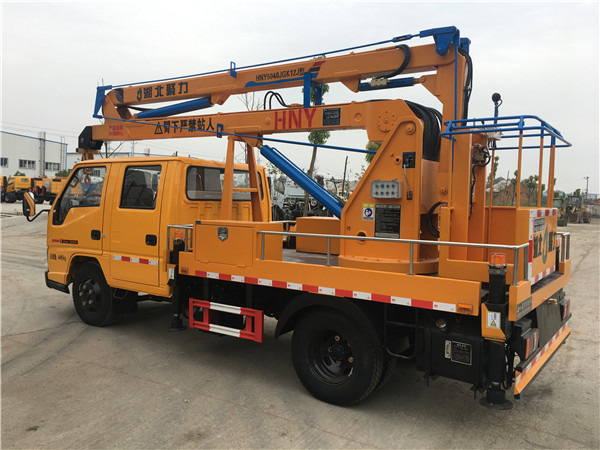 江鈴藍牌12米高空作業(yè)車