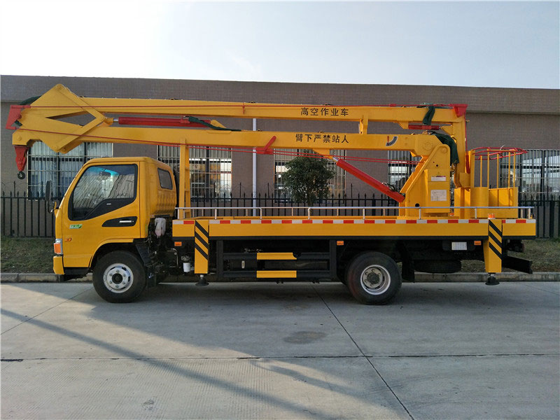 江淮18米高空作業(yè)車