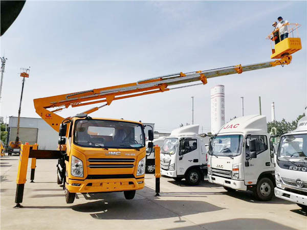 如何讓高空作業(yè)車空調(diào)快速制冷