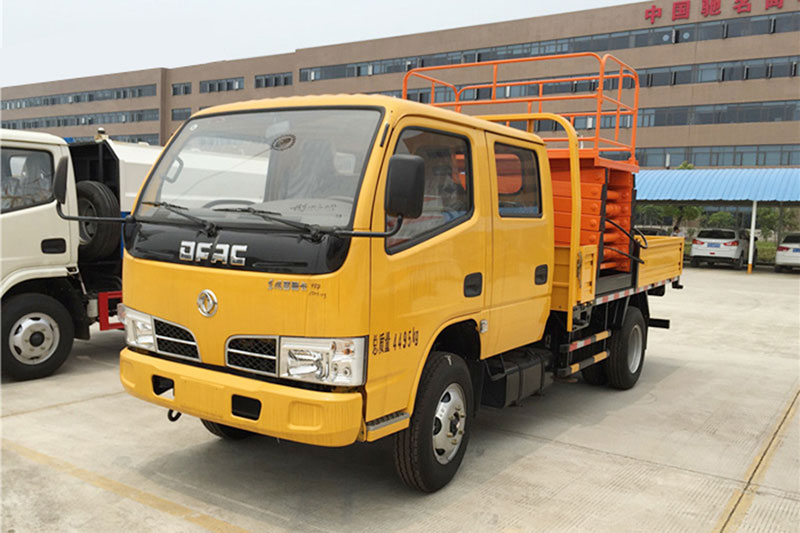 東風12米剪叉式高空作業(yè)車