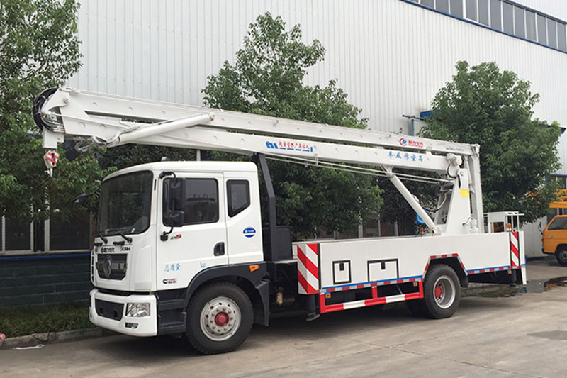 國六東風(fēng)D9型20米高空作業(yè)車