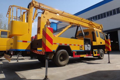 東風(fēng)多利卡18米高空作業(yè)車