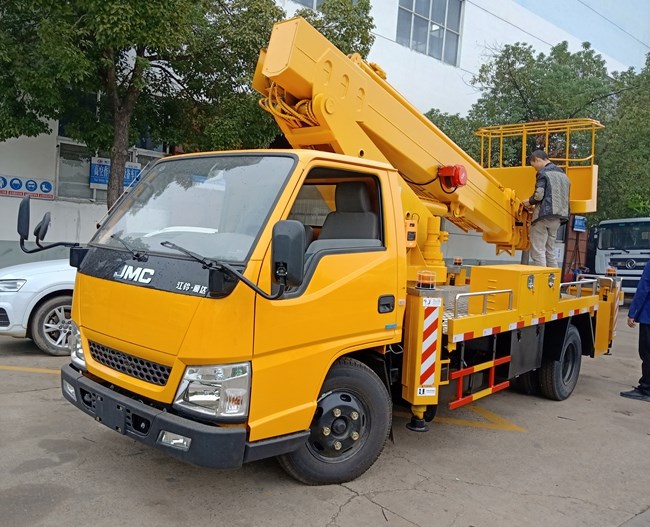 江鈴順達(dá)藍(lán)牌21米伸縮臂式高空作業(yè)車