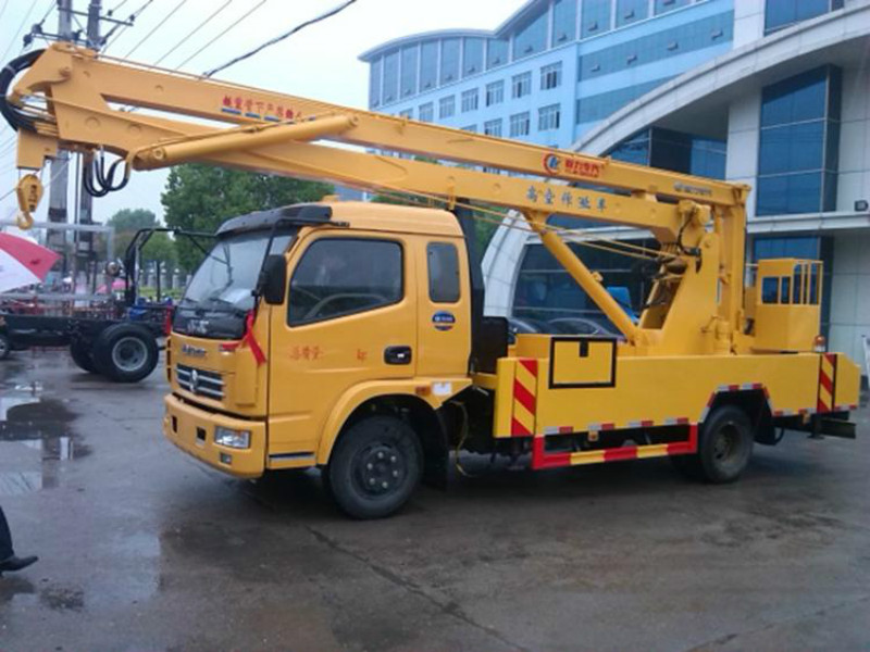 慶鈴五十鈴18米高空作業(yè)車的高端底盤