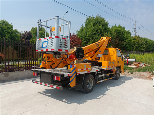 國六江鈴17.2米藍(lán)牌伸縮臂高空作業(yè)車