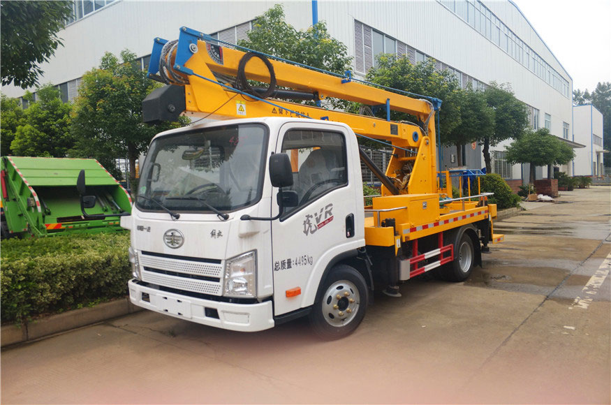最新國六解放13.5米高空作業(yè)車
