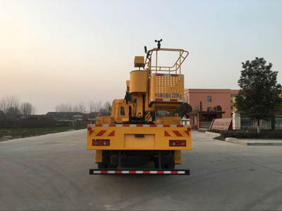 直臂高空作業(yè)車的便利之處