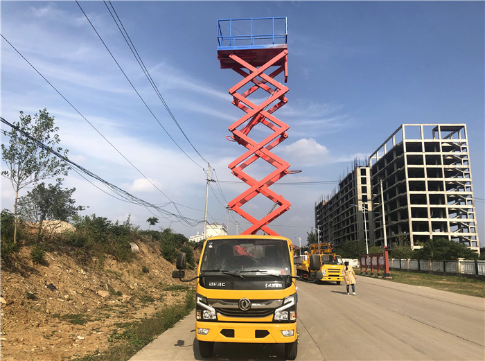 國六藍(lán)牌8-10米東風(fēng)多利卡升降平臺車