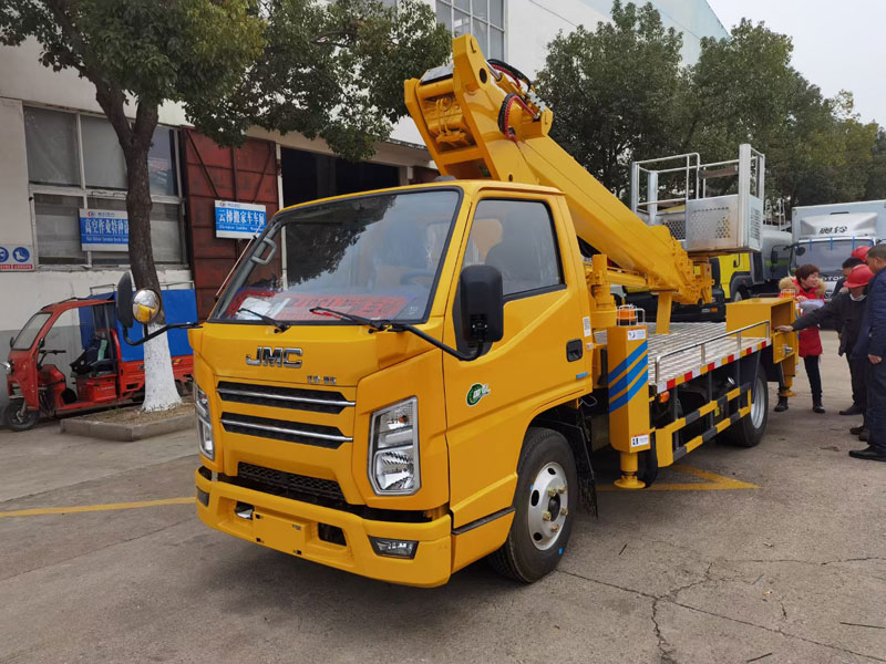 山西省長治市21米藍(lán)牌高空作業(yè)車報價