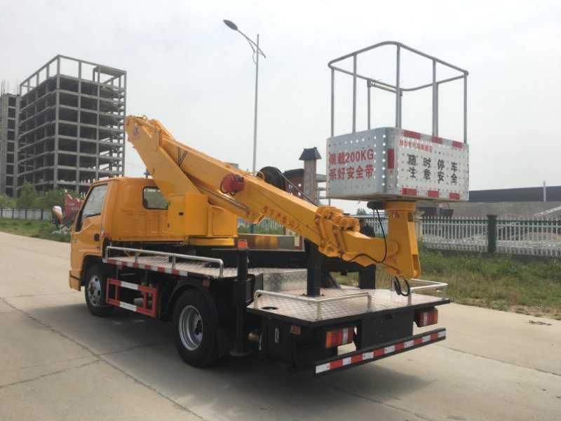 藍(lán)牌江鈴21米直臂高空作業(yè)車(chē)