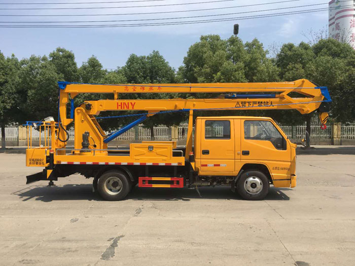國(guó)六江鈴17.5米高空作業(yè)車(chē)