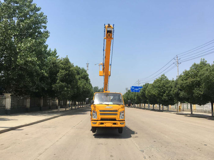 國(guó)六江鈴17.5米高空作業(yè)車(chē)