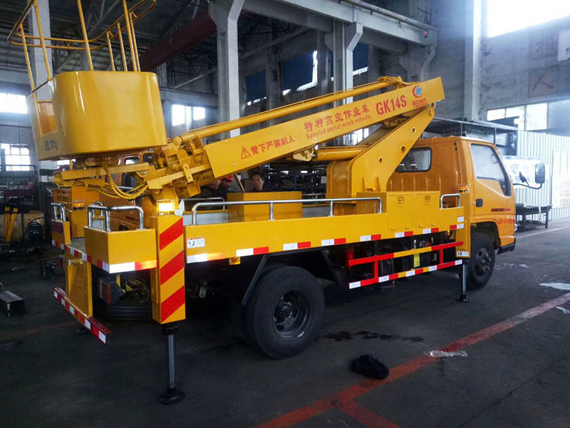 江鈴藍牌12-16米高空作業(yè)車