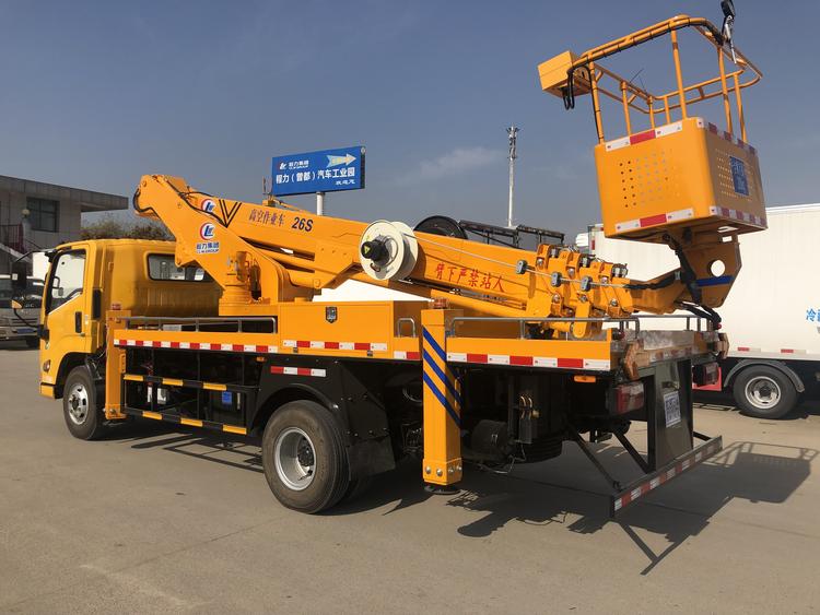 國(guó)六江鈴26米直臂式高空作業(yè)車