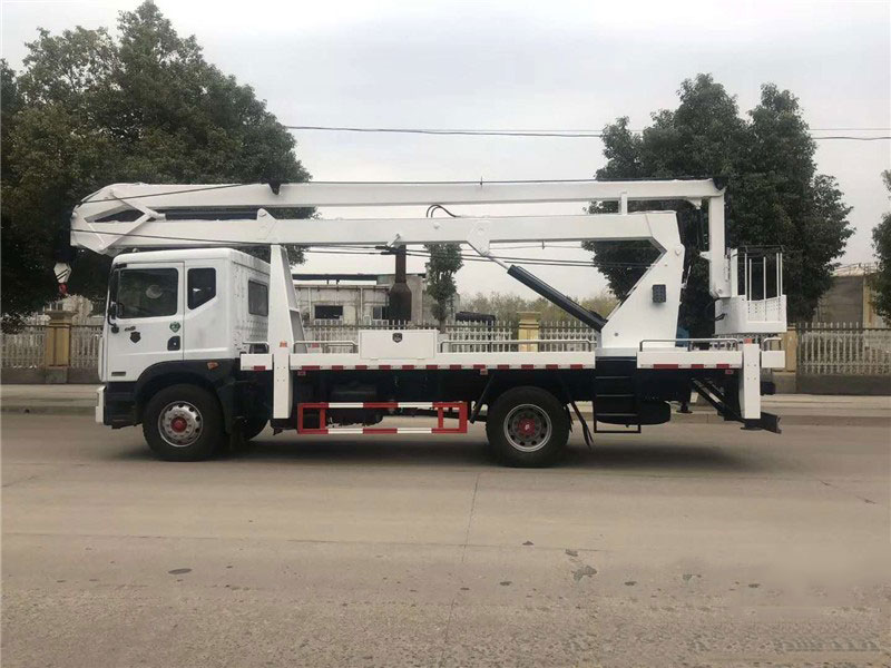 國六東風(fēng)多利卡22米高空作業(yè)車