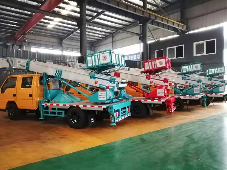 云梯高空作業(yè)車-32米云梯搬家車