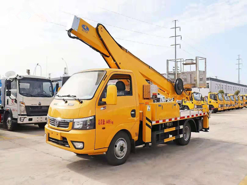 國六東風(fēng)途逸藍(lán)牌20米高空作業(yè)車