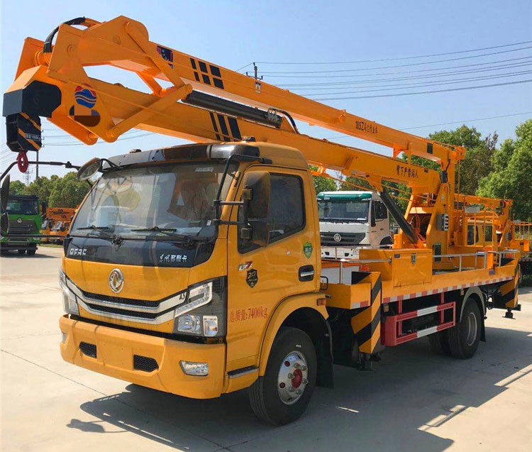 國(guó)六大多利卡單排18米高空作業(yè)車