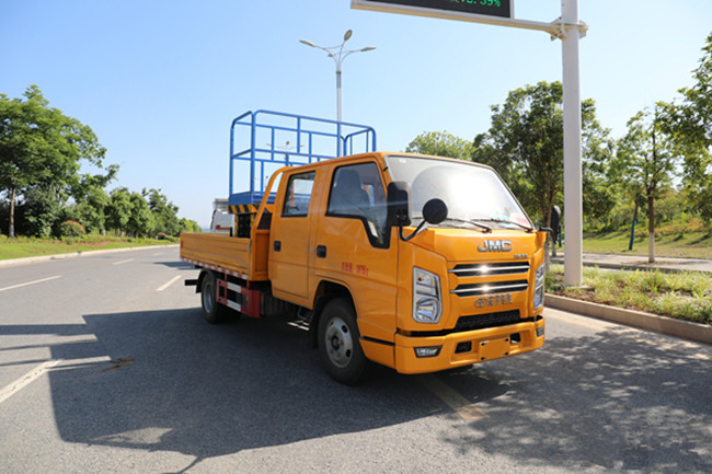 國(guó)六江鈴順達(dá)8米升降式高空作業(yè)車配置