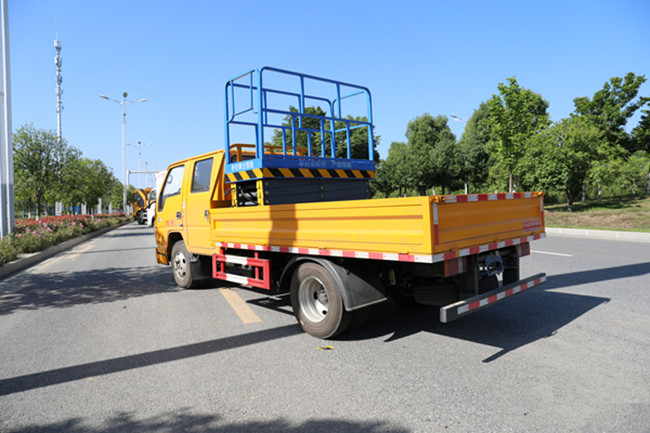 國六江鈴順達(dá)8米升降式高空作業(yè)車配置