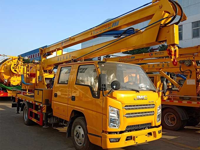 江鈴順達(dá)雙排座折臂式高空作業(yè)車