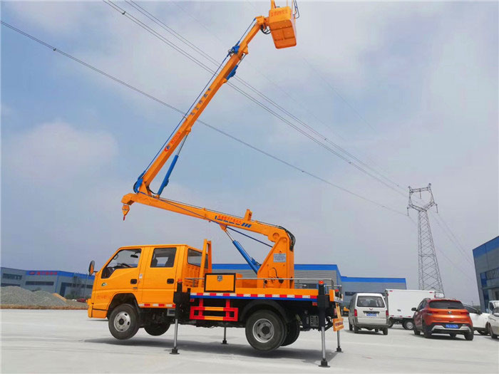 藍牌國六江鈴13米高空作業(yè)車