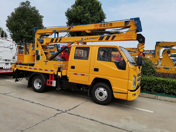 國(guó)六江鈴順達(dá)13米高空作業(yè)車