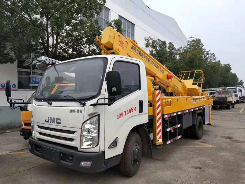 江鈴凱銳20米直臂高空作業(yè)車