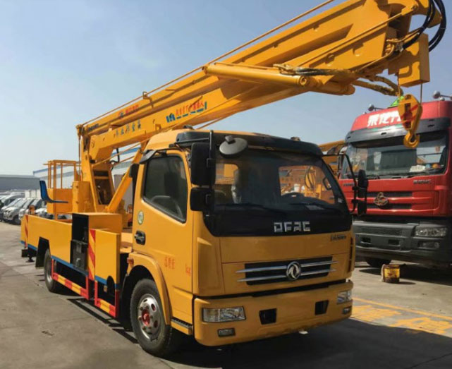 18米的東風多利卡高空作業(yè)車