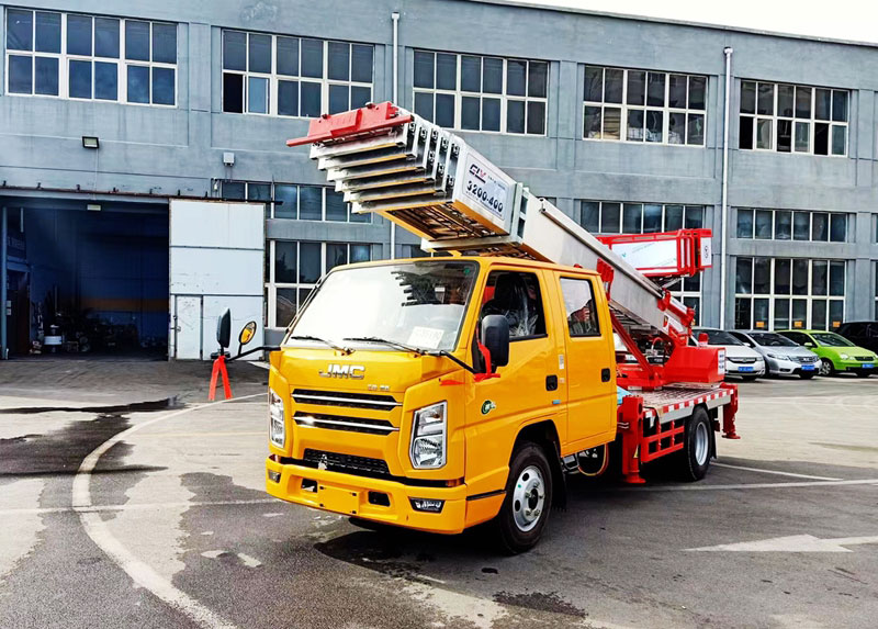 32米高空云梯車