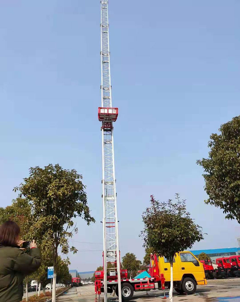 32米高空云梯車