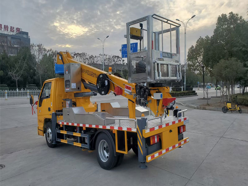 藍牌江鈴24米直臂高空作業(yè)車