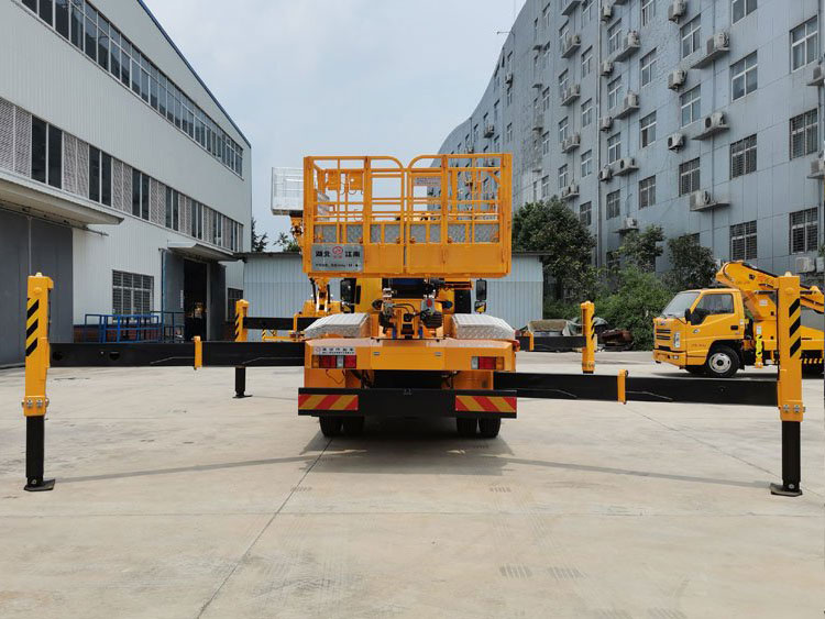 32米伸縮臂高空作業(yè)車