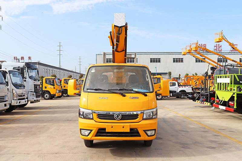 國六東風(fēng)途逸16米藍牌單排伸縮臂高空作業(yè)車