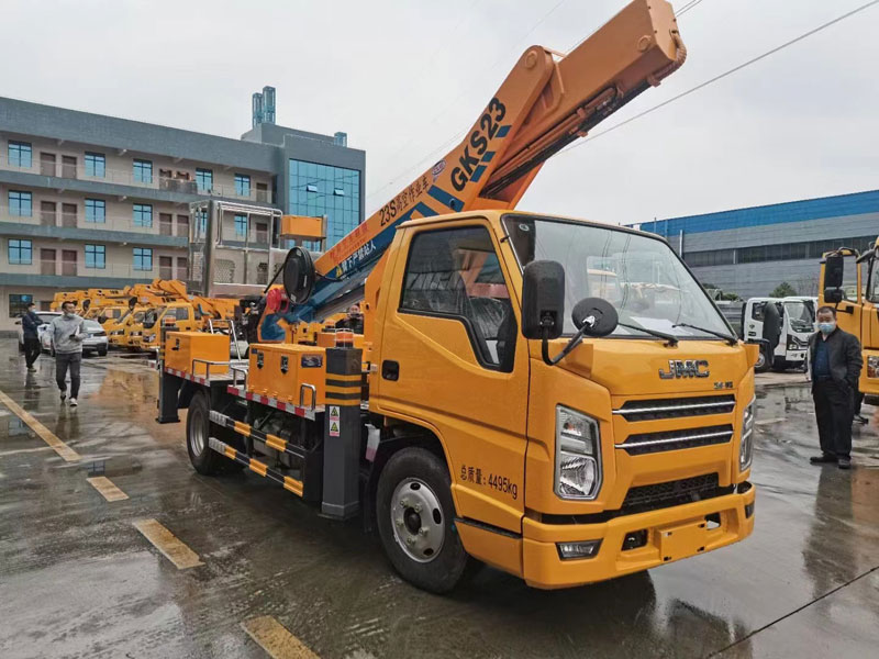 國(guó)六江鈴藍(lán)牌23米高空作業(yè)車(chē)