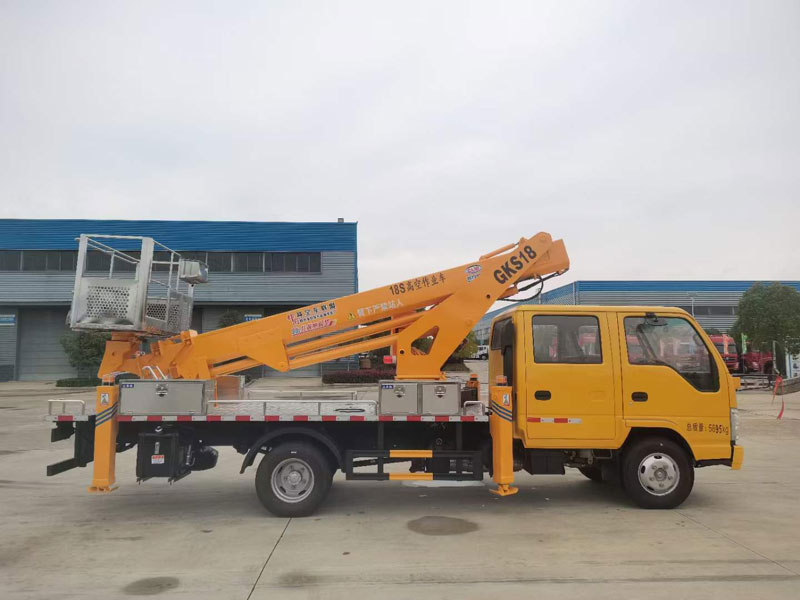 國六?五十鈴雙排18米高空作業(yè)車