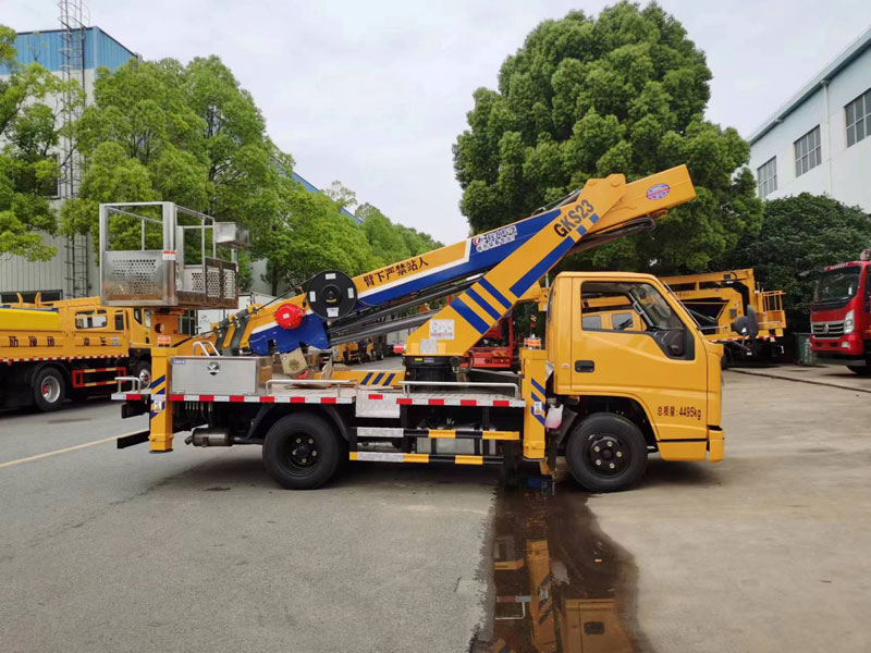 23米江鈴藍牌直臂伸縮式高空工作車-CL5042JGKA6DS