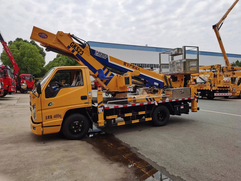 23米江鈴藍牌直臂伸縮式高空工作車-CL5042JGKA6DS