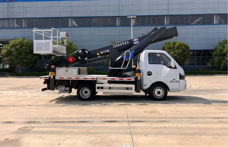 東風高端智能型23米藍牌純電動高空作業(yè)車