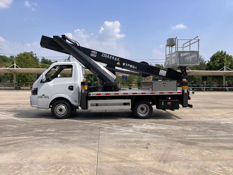 東風高端智能型23米藍牌純電動高空作業(yè)車