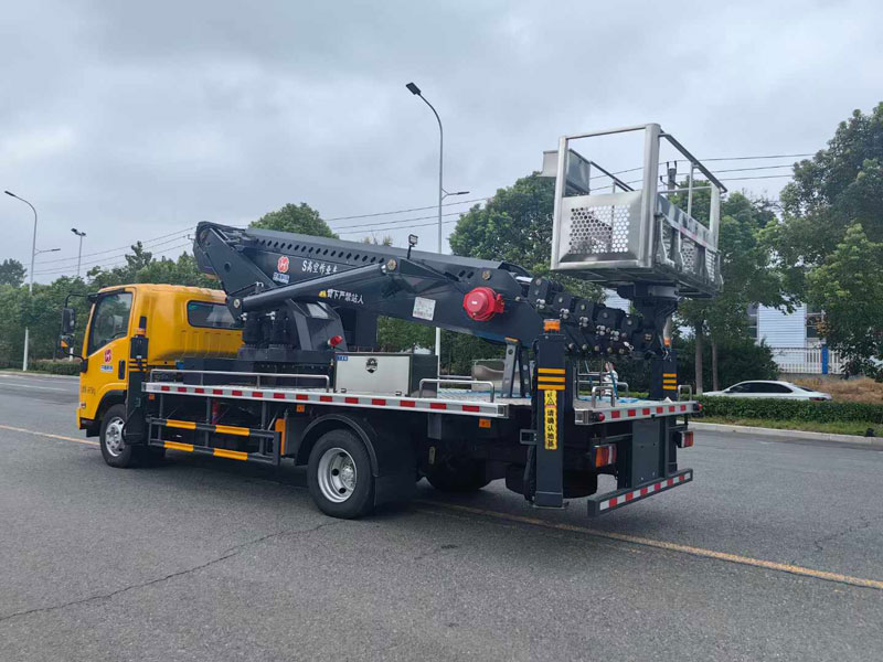 慶鈴鈴咖36米直臂高空作業(yè)車